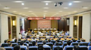 風雨崢嶸，光輝70載；黨旗所指，奮進新征程！